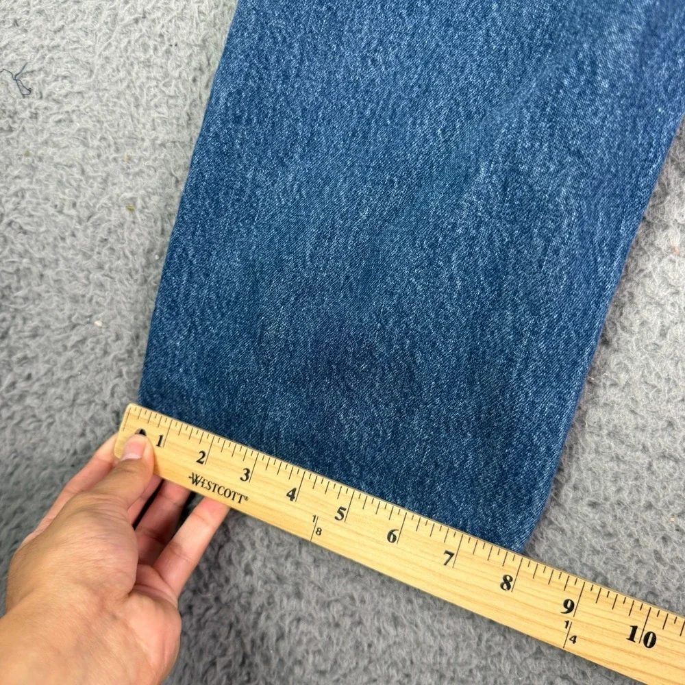 Vintage Levis 501 Jeans Mens 32x32 Blue Button Fly Denim Classic Straight Y2K